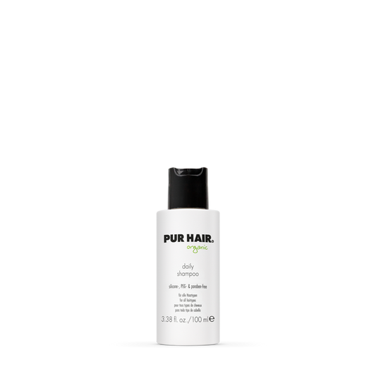 PUR HAIR Organic Daily Shampoo, 100 ml Flasche in Weiß mit schwarzem Deckel