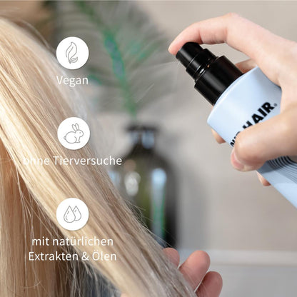 Hand sprüht PUR HAIR Magic Keratin K-Balm Spray, Produktmerkmale: ohne Sulfate, ohne Tierversuche mit natürlichen Extrakten & Ölen