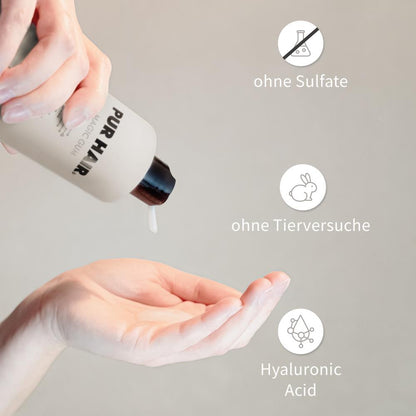 Hand drückt weißes Magic Gum Shampoo aus der Flasche in die Handfläche, daneben Symbole: ohne Sulfate, ohne Tierversuche, mit Hyaluronsäure